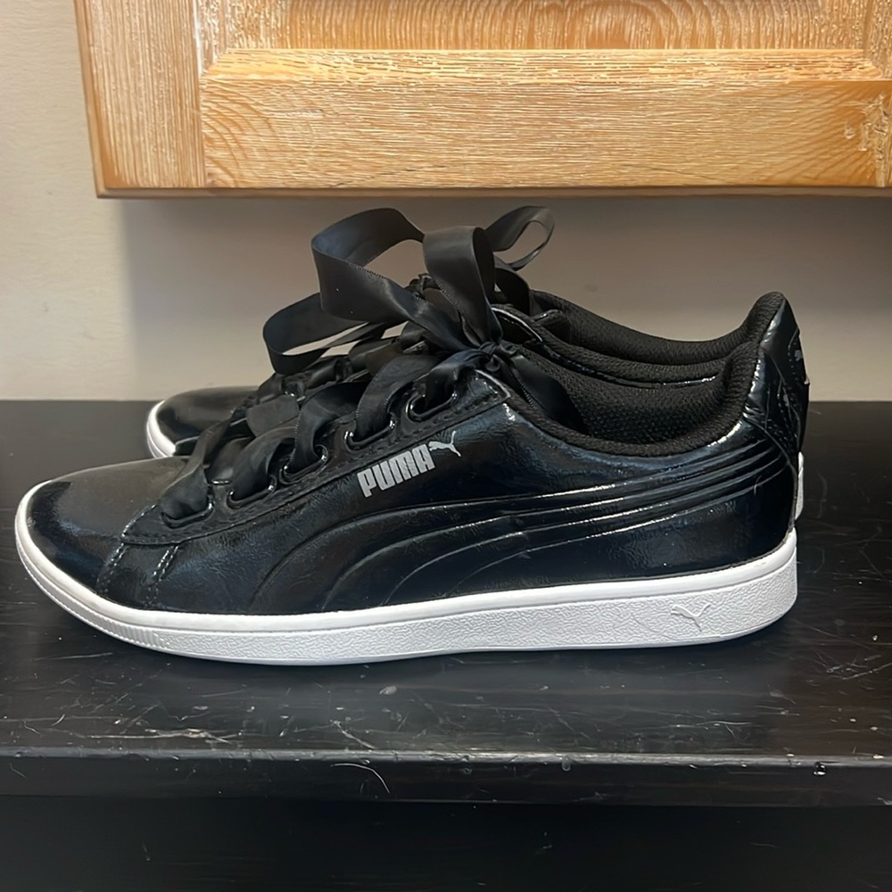 Puma patent leather sneakers with ribbon laces